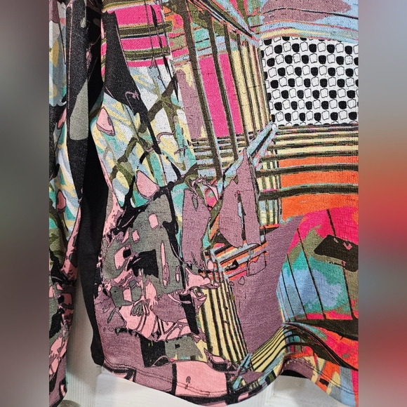 Volt Design Colorful Art Blouse - Picture 2 of 7